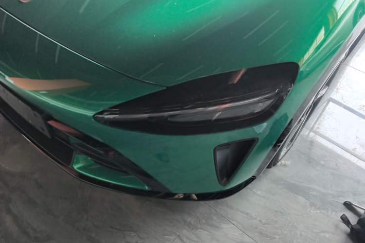 Used Xiaomi Auto YU7 2025 Ultra-Long Range High-Performance All-Wheel-Drive Max Edition Left Front Headlight