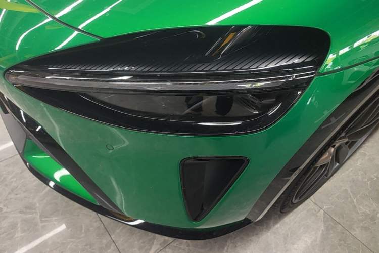 Used Xiaomi Auto YU7 2025 Ultra-Long Range High-Performance All-Wheel-Drive Max Edition Left Front Headlight