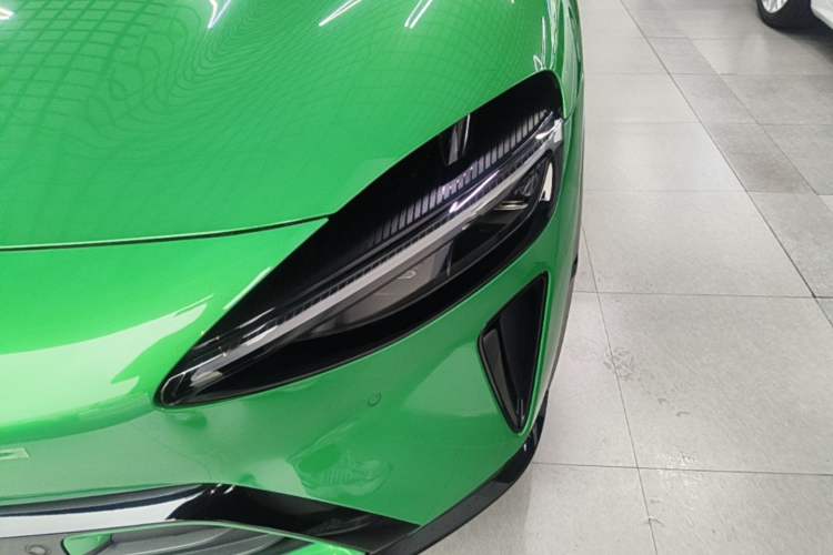 Used Xiaomi Auto YU7 2025 Ultra-Long Range High-Performance All-Wheel-Drive Max Edition Left Front Headlight