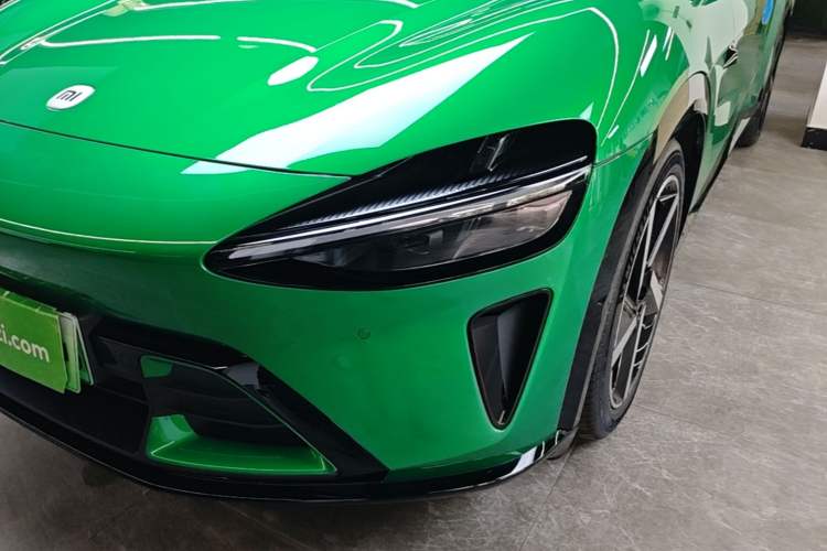 Used Xiaomi Auto YU7 2025 Ultra-Long Range High-Performance All-Wheel-Drive Max Edition Left Front Headlight