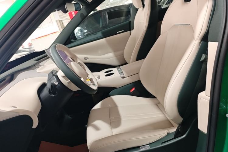 Used Xiaomi Auto YU7 2025 Ultra-Long Range Rear-Wheel Drive Version Left Front Seat