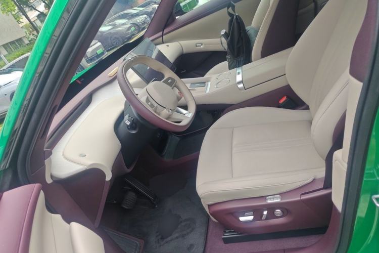 Used Xiaomi Auto YU7 2025 Ultra-Long Range Rear-Wheel Drive Version Left Front Seat
