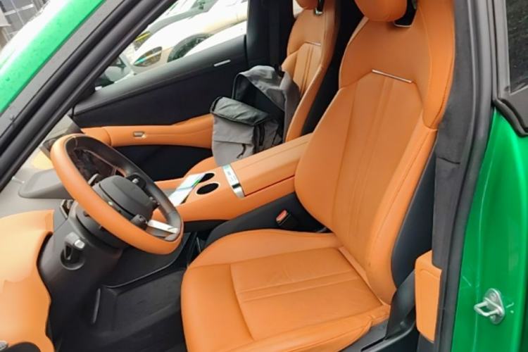 Used Xiaomi Auto YU7 2025 Ultra-Long Range High-Performance All-Wheel-Drive Max Edition Left Front Seat