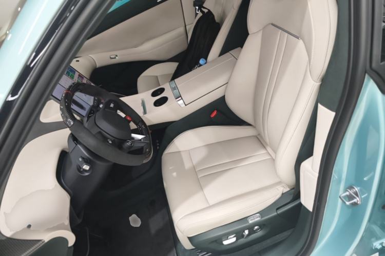 Used Xiaomi Auto YU7 2025 Ultra-Long Range High-Performance All-Wheel-Drive Max Edition Left Front Seat