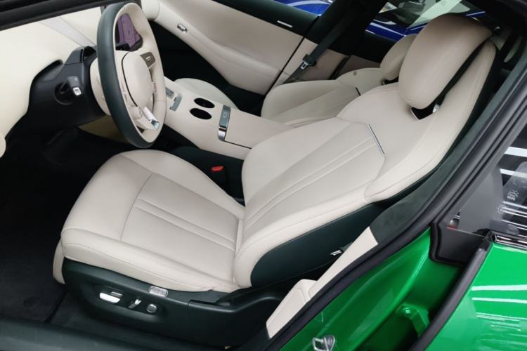 Used Xiaomi Auto YU7 2025 Ultra-Long Range High-Performance All-Wheel-Drive Max Edition Left Front Seat