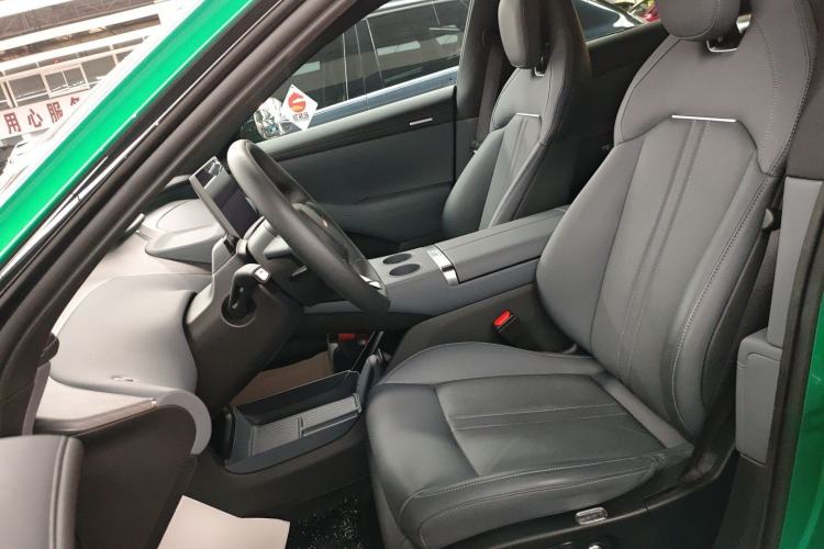 Used Xiaomi Auto YU7 2025 Ultra-Long Range Rear-Wheel Drive Version Left Front Seat