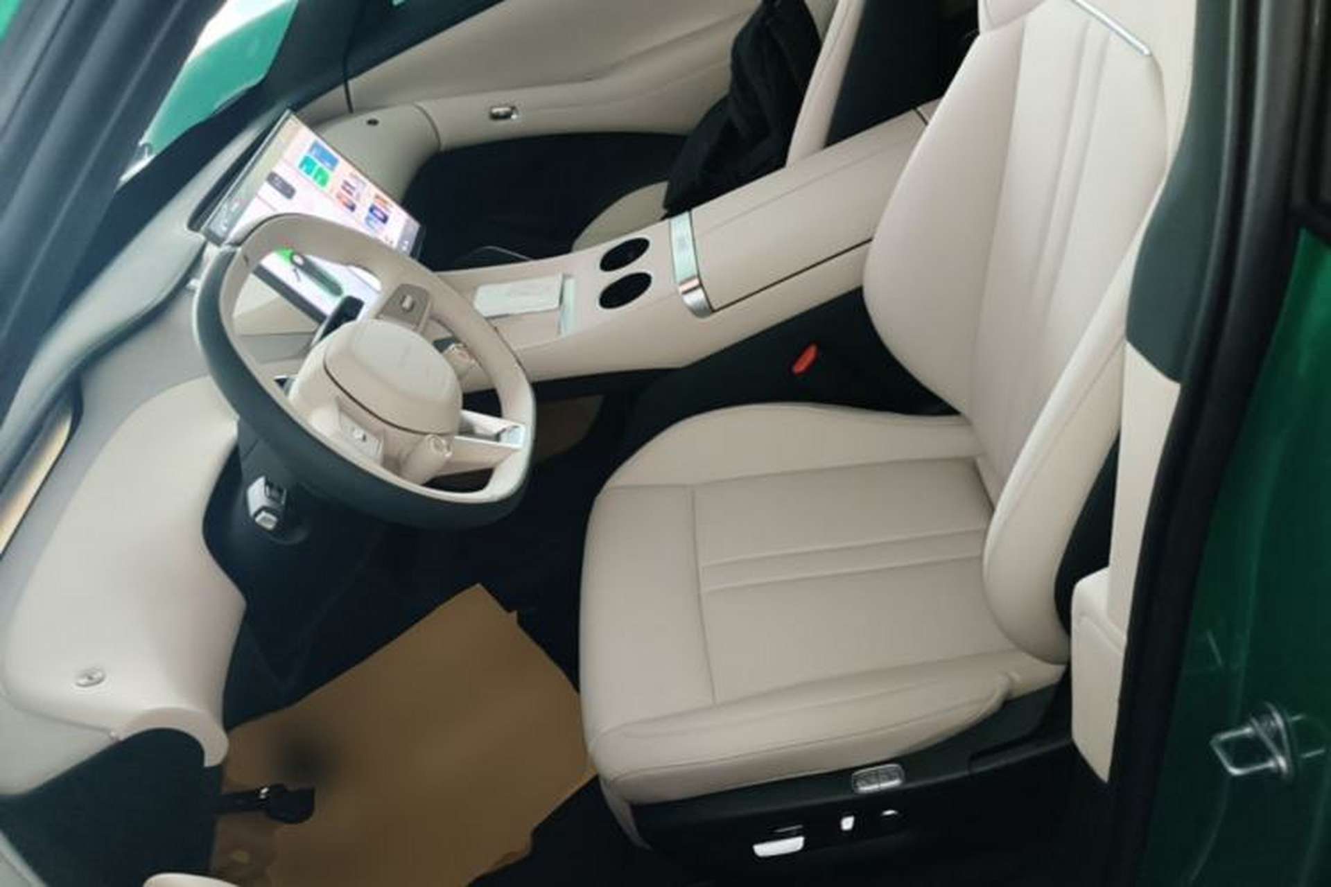 Used Xiaomi Auto YU7 2025 Ultra-Long Range Rear-Wheel Drive Version Left Front Seat