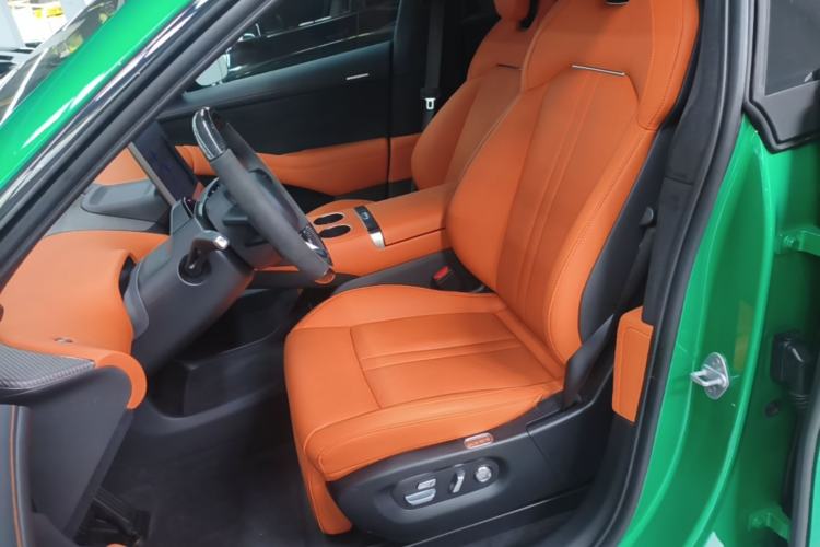 Used Xiaomi Auto YU7 2025 Ultra-Long Range High-Performance All-Wheel-Drive Max Edition Left Front Seat