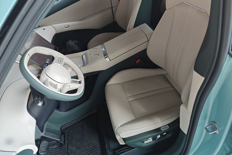 Used Xiaomi Auto YU7 2025 Ultra-Long Range All-Wheel Drive Pro Version Left Front Seat