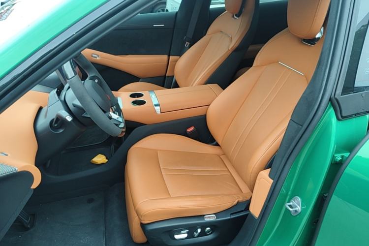 Used Xiaomi Auto YU7 2025 Ultra-Long Range High-Performance All-Wheel-Drive Max Edition Left Front Seat