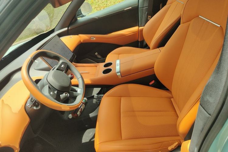 Used Xiaomi Auto YU7 2025 Ultra-Long Range Rear-Wheel Drive Version Left Front Seat