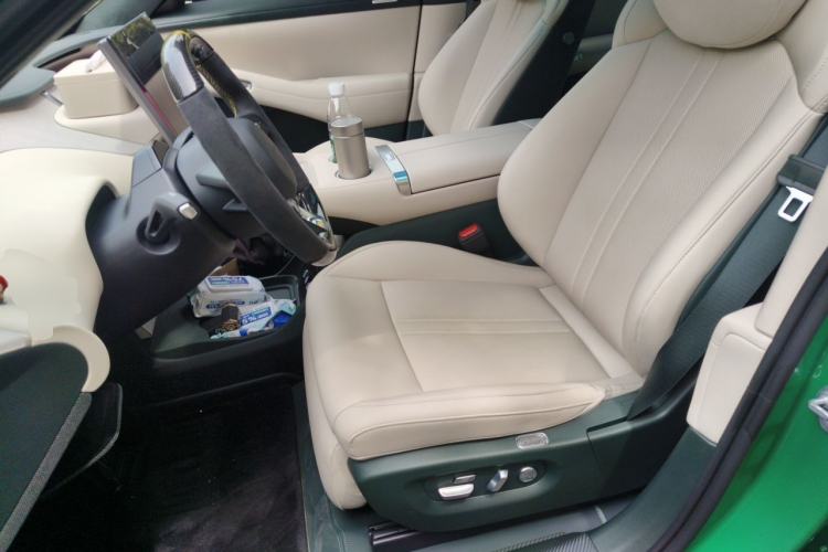 Used Xiaomi Auto YU7 2025 Ultra-Long Range High-Performance All-Wheel-Drive Max Edition Left Front Seat