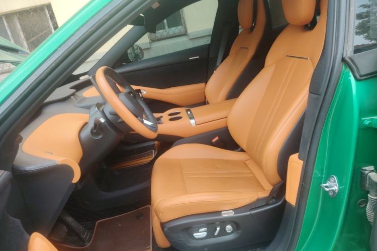 Used Xiaomi Auto YU7 2025 Ultra-Long Range Rear-Wheel Drive Version Left Front Seat