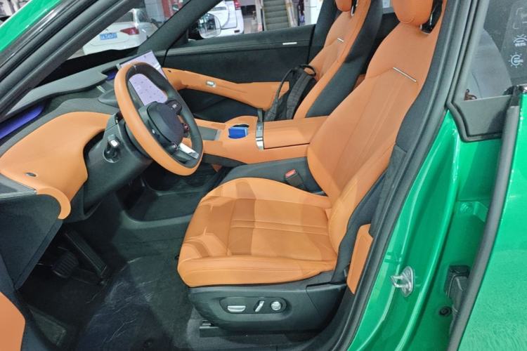 Used Xiaomi Auto YU7 2025 Ultra-Long Range Rear-Wheel Drive Version Left Front Seat