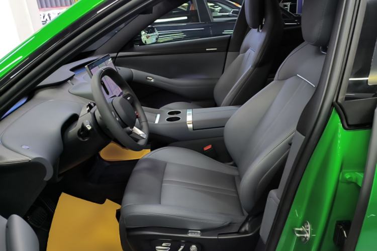 Used Xiaomi Auto YU7 2025 Ultra-Long Range Rear-Wheel Drive Version Left Front Seat