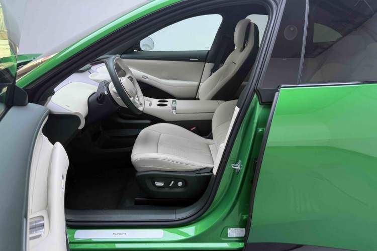 Used Xiaomi Auto YU7 2025 Ultra-Long Range Rear-Wheel Drive Version Left Front Seat