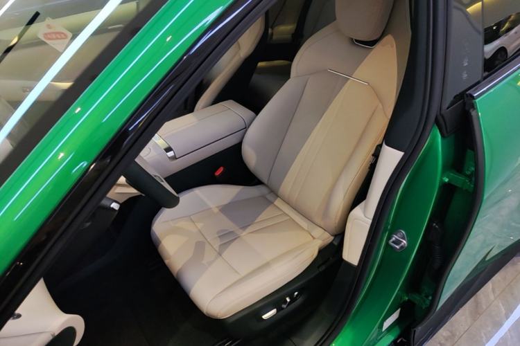 Used Xiaomi Auto YU7 2025 Ultra-Long Range Rear-Wheel Drive Version Left Front Seat