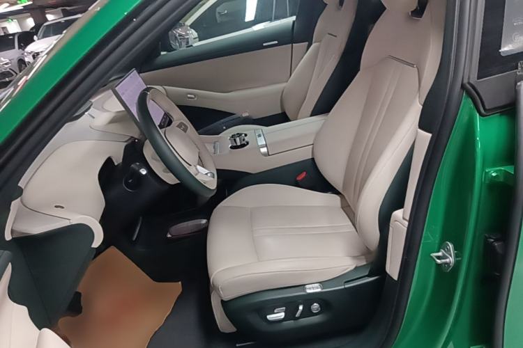 Used Xiaomi Auto YU7 2025 Ultra-Long Range Rear-Wheel Drive Version Left Front Seat