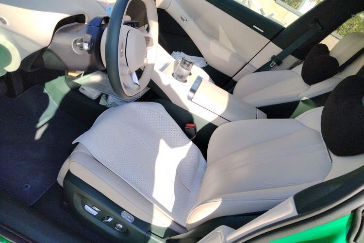 Used Xiaomi Auto YU7 2025 Ultra-Long Range Rear-Wheel Drive Version Left Front Seat