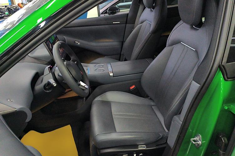 Used Xiaomi Auto YU7 2025 Ultra-Long Range Rear-Wheel Drive Version Left Front Seat