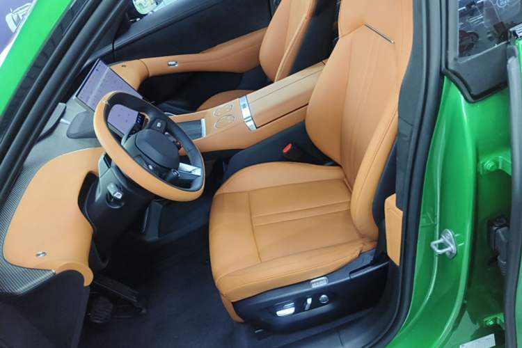 Used Xiaomi Auto YU7 2025 Ultra-Long Range High-Performance All-Wheel-Drive Max Edition Left Front Seat