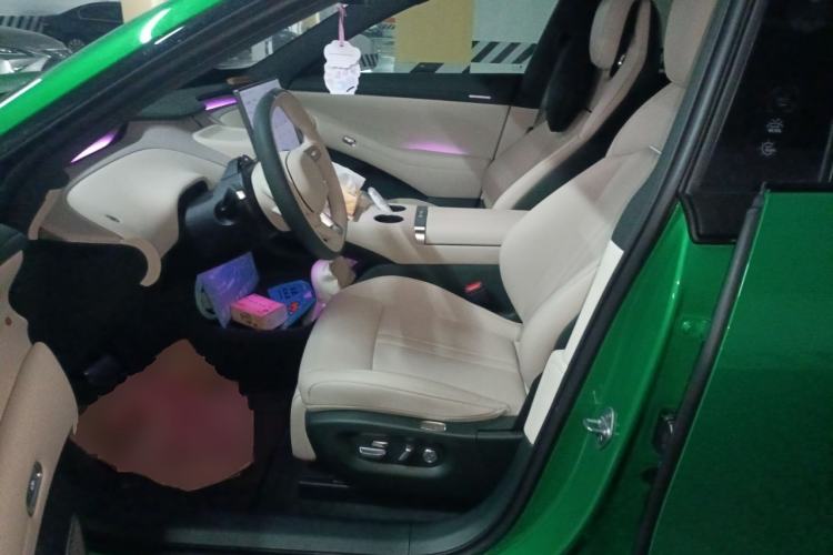 Used Xiaomi Auto YU7 2025 Ultra-Long Range Rear-Wheel Drive Version Left Front Seat