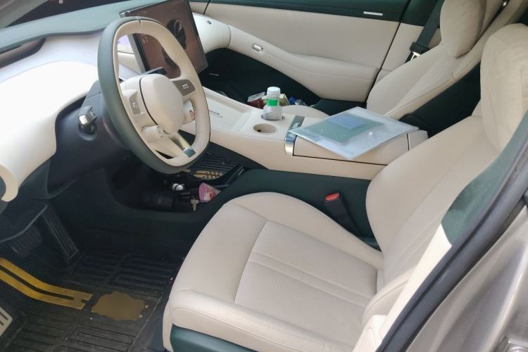 Used Xiaomi Auto YU7 2025 Ultra-Long Range High-Performance All-Wheel-Drive Max Edition Left Front Seat