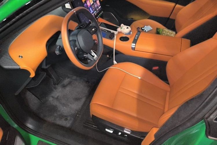 Used Xiaomi Auto YU7 2025 Ultra-Long Range High-Performance All-Wheel-Drive Max Edition Left Front Seat