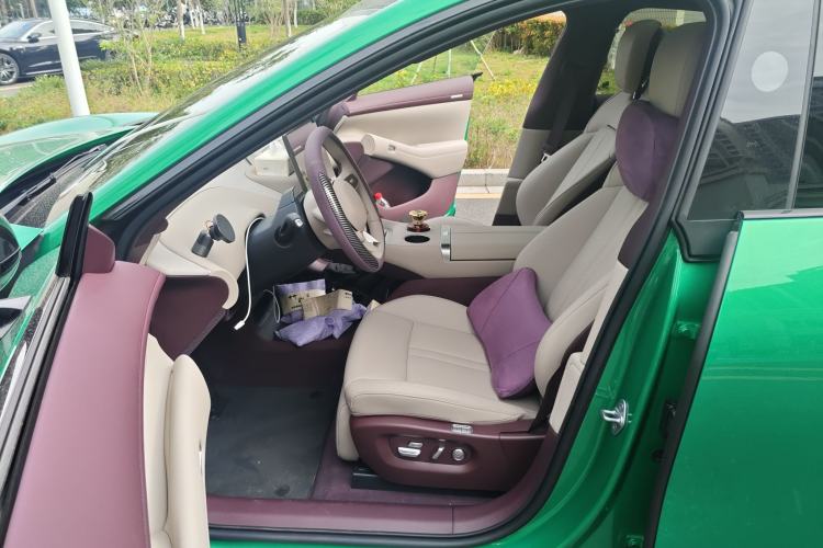 Used Xiaomi Auto YU7 2025 Ultra-Long Range Rear-Wheel Drive Version Left Front Seat