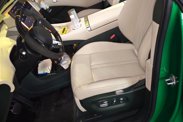 Used Xiaomi Auto YU7 2025 Ultra-Long Range High-Performance All-Wheel-Drive Max Edition Left Front Seat