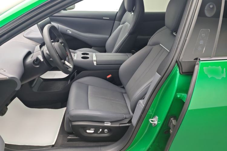 Used Xiaomi Auto YU7 2025 Ultra-Long Range Rear-Wheel Drive Version Left Front Seat