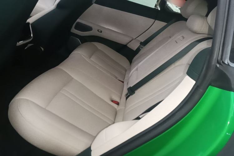 Used Xiaomi Auto YU7 2025 Ultra-Long Range All-Wheel Drive Pro Version Left Rear Seat