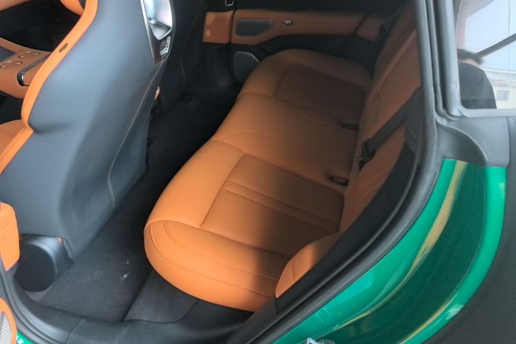 Used Xiaomi Auto YU7 2025 Ultra-Long Range High-Performance All-Wheel-Drive Max Edition Left Rear Seat