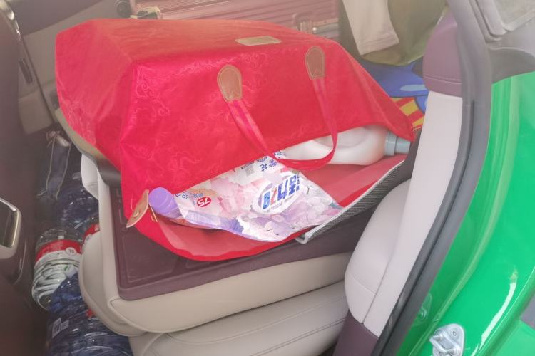 Used Xiaomi Auto YU7 2025 Ultra-Long Range High-Performance All-Wheel-Drive Max Edition Left Rear Seat
