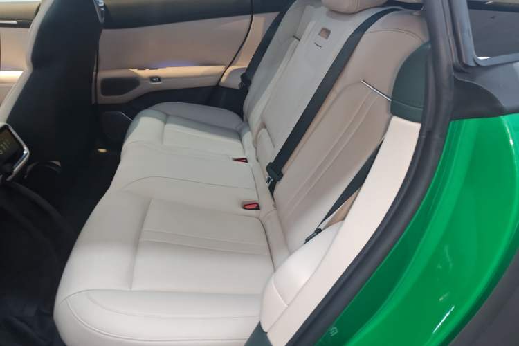 Used Xiaomi Auto YU7 2025 Ultra-Long Range High-Performance All-Wheel-Drive Max Edition Left Rear Seat