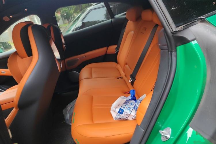 Used Xiaomi Auto YU7 2025 Ultra-Long Range High-Performance All-Wheel-Drive Max Edition Left Rear Seat