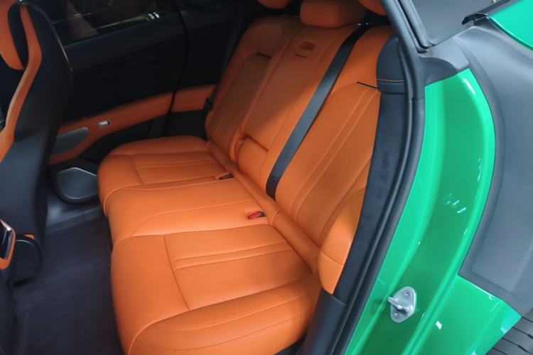 Used Xiaomi Auto YU7 2025 Ultra-Long Range High-Performance All-Wheel-Drive Max Edition Left Rear Seat