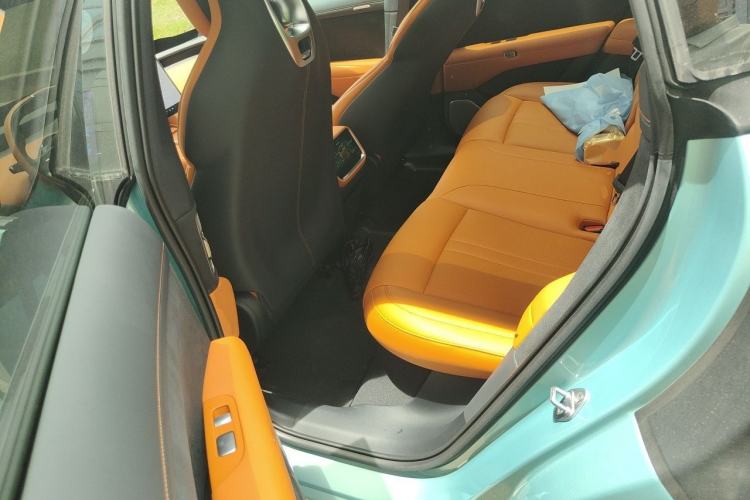 Used Xiaomi Auto YU7 2025 Ultra-Long Range Rear-Wheel Drive Version Left Rear Seat