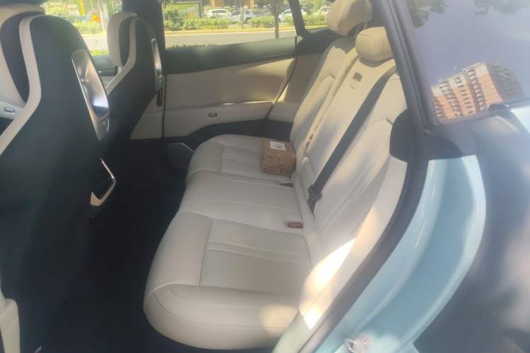 Used Xiaomi Auto YU7 2025 Ultra-Long Range Rear-Wheel Drive Version Left Rear Seat