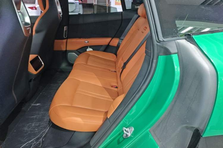 Used Xiaomi Auto YU7 2025 Ultra-Long Range Rear-Wheel Drive Version Left Rear Seat