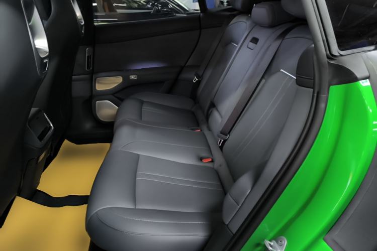 Used Xiaomi Auto YU7 2025 Ultra-Long Range Rear-Wheel Drive Version Left Rear Seat