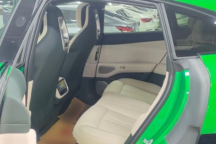 Used Xiaomi Auto YU7 2025 Ultra-Long Range Rear-Wheel Drive Version Left Rear Seat