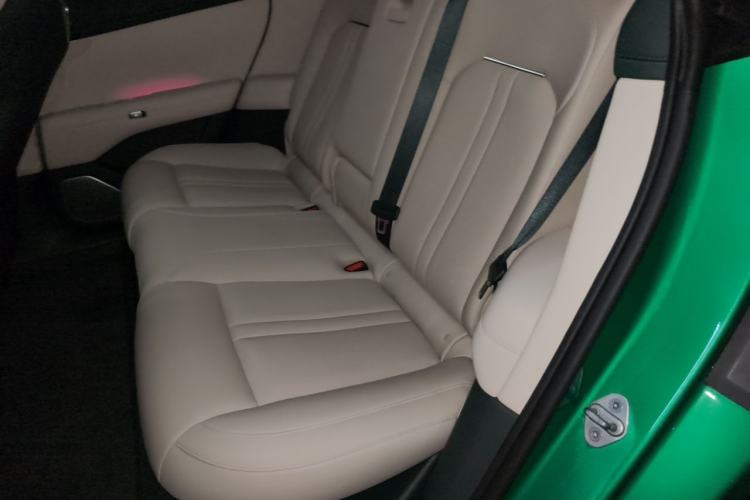 Used Xiaomi Auto YU7 2025 Ultra-Long Range All-Wheel Drive Pro Version Left Rear Seat