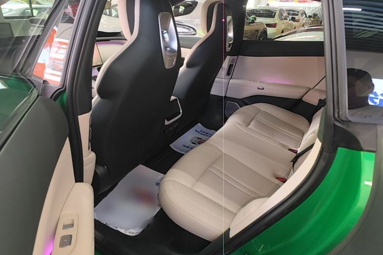 Used Xiaomi Auto YU7 2025 Ultra-Long Range Rear-Wheel Drive Version Left Rear Seat