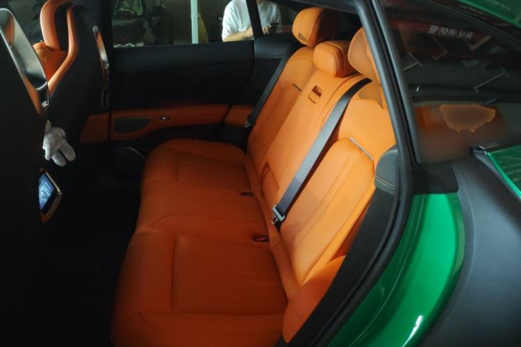 Used Xiaomi Auto YU7 2025 Ultra-Long Range High-Performance All-Wheel-Drive Max Edition Left Rear Seat
