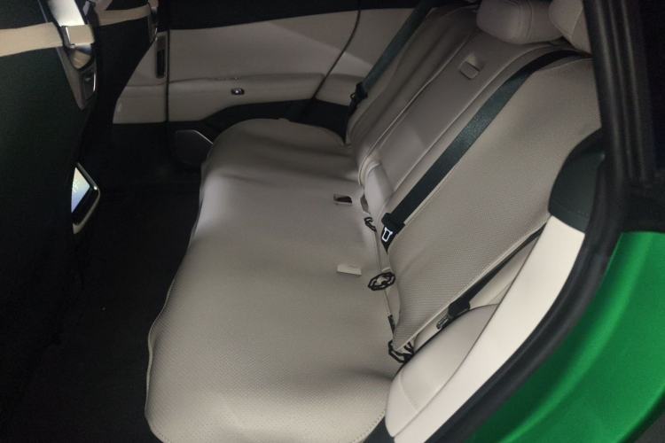 Used Xiaomi Auto YU7 2025 Ultra-Long Range Rear-Wheel Drive Version Left Rear Seat