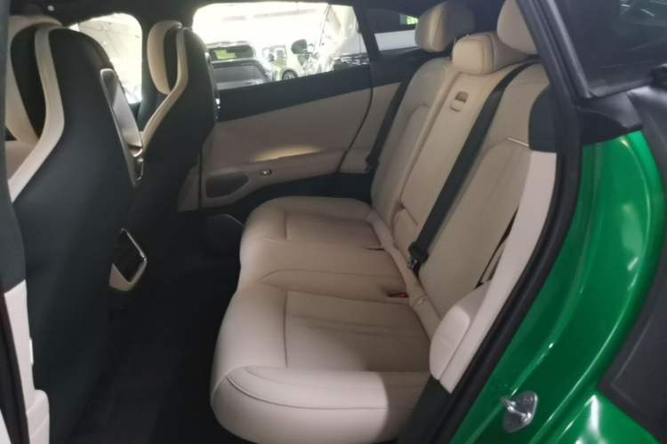 Used Xiaomi Auto YU7 2025 Ultra-Long Range High-Performance All-Wheel-Drive Max Edition Left Rear Seat