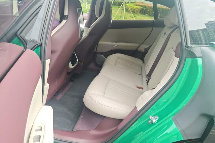Used Xiaomi Auto YU7 2025 Ultra-Long Range Rear-Wheel Drive Version Left Rear Seat
