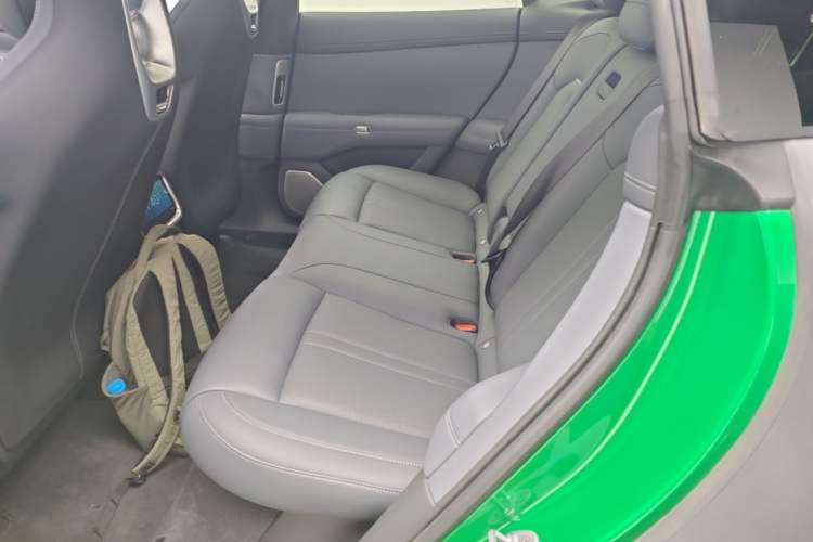 Used Xiaomi Auto YU7 2025 Ultra-Long Range Rear-Wheel Drive Version Left Rear Seat
