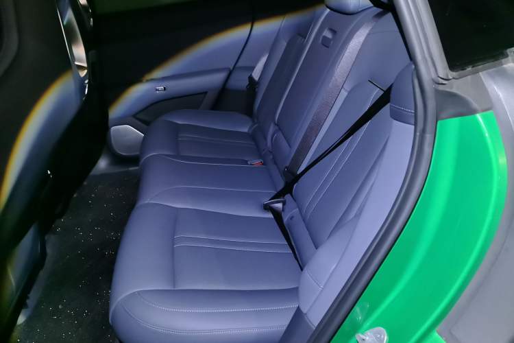 Used Xiaomi Auto YU7 2025 Ultra-Long Range Rear-Wheel Drive Version Left Rear Seat